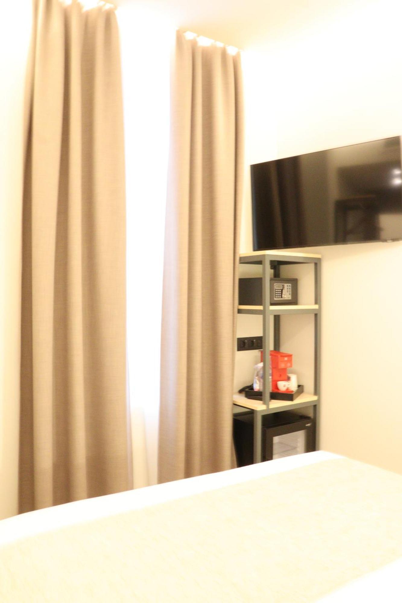 מדריד Hostal La Rua-Montera מראה חיצוני תמונה